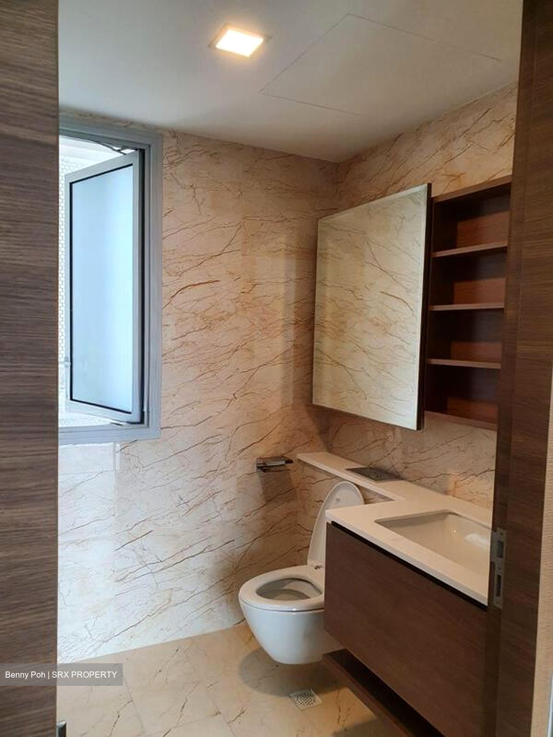 Commonwealth Drive (D3), Condominium #498148911